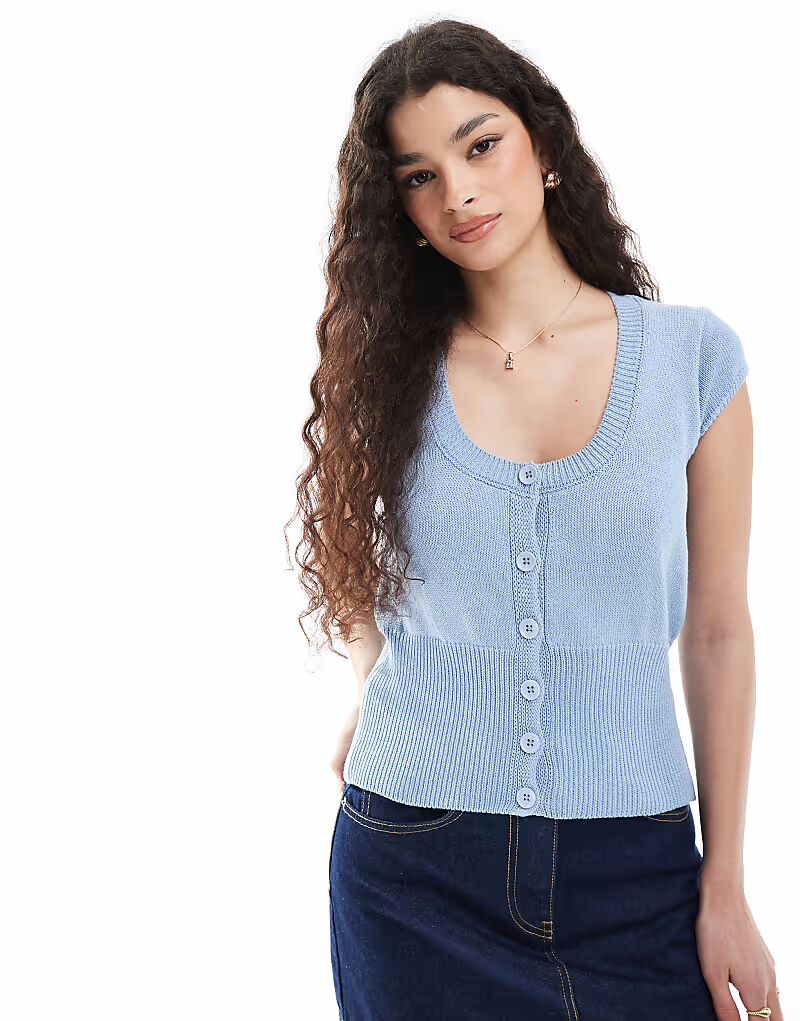 Вязаный кардиган ASOS DESIGN с завязками и рукавами-крылышками светло-голубого цвета
Вязаный кардиган ASOS DESIGN с завязками и рукавами-крылышками светло-голубого цвета