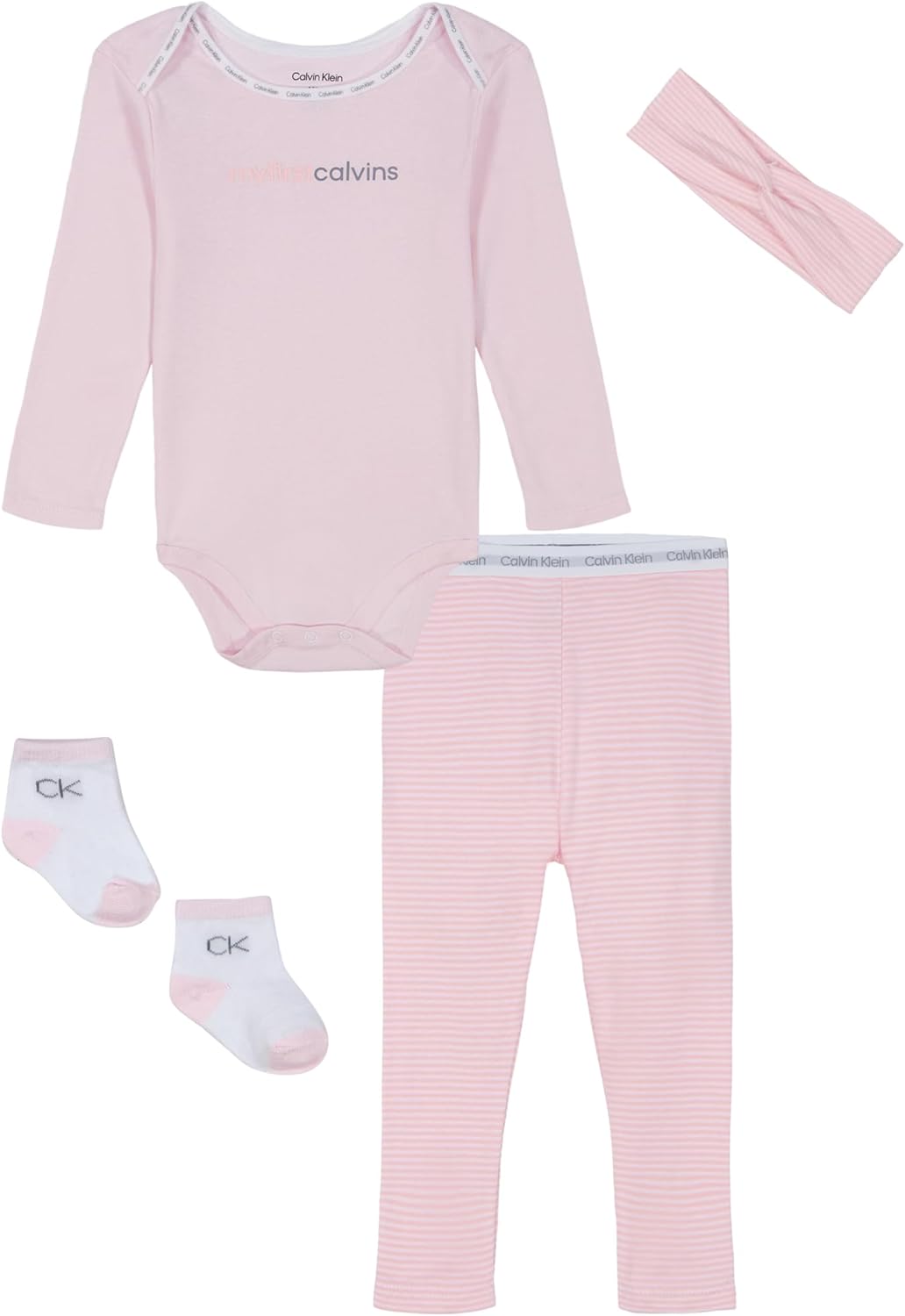 Комплект брюк Calvin Klein для девочек, 4 предмета, Take Me Home, Tender Touch/Coral Brush
Комплект брюк Calvin Klein для девочек, 4 предмета, Take Me Home, Tender Touch/Coral Brush