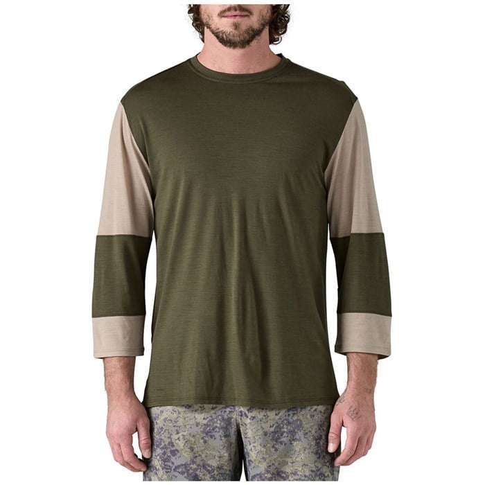 Велосипедная майка из мериносовой шерсти с рукавом 3/4 Patagonia, Pine Needle Green
Велосипедная майка из мериносовой шерсти с рукавом 3/4 Patagonia, Pine Needle Green