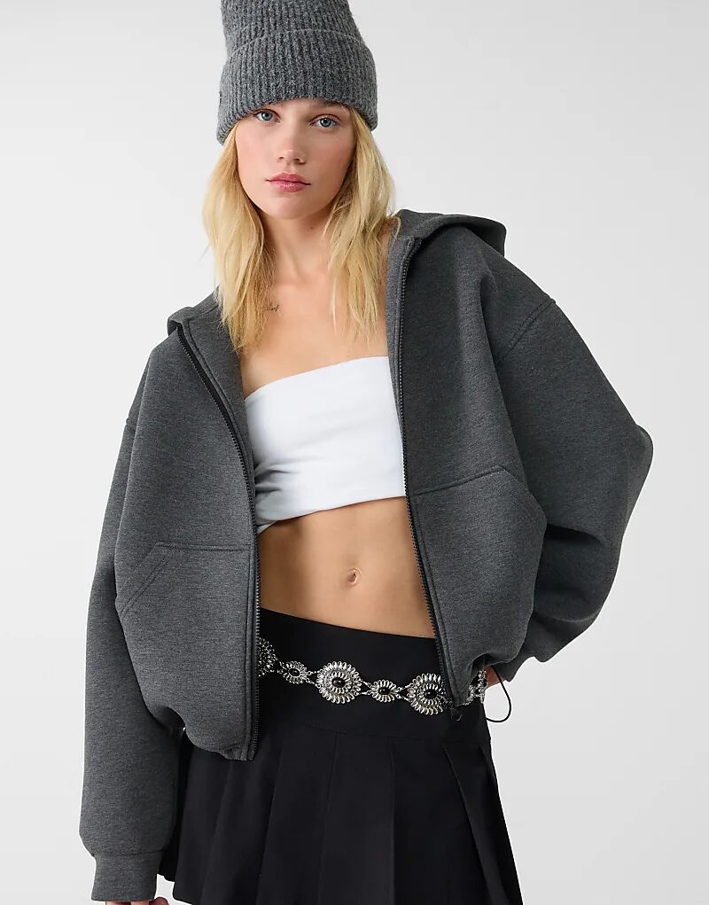 Контрастный металлический ремень Stradivarius серого цвета
Контрастный металлический ремень Stradivarius серого цвета