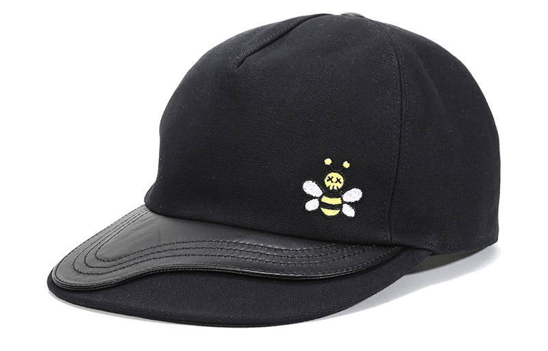 DIOR Тканевая бейсболка мужская
DIOR Тканевая бейсболка мужская