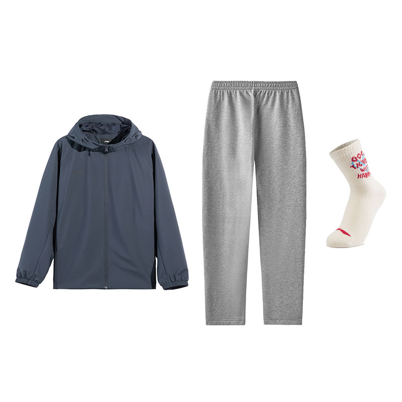 Li Ning Casual Sportswear Men's Li-Ning, night синий top+черный pants (includes socks)
Li Ning Casual Sportswear Men's Li-Ning, night синий top+черный pants (includes socks)