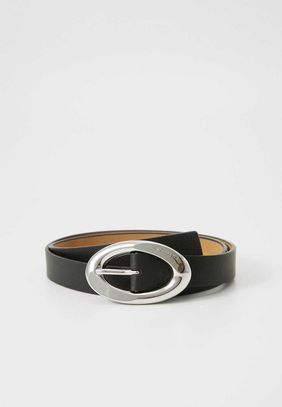 Ремень MICHAEL Michael Kors NON REVERSIBLE BELT, Black/Silver-Coloured/Black
Ремень MICHAEL Michael Kors NON REVERSIBLE BELT, Black/Silver-Coloured/Black