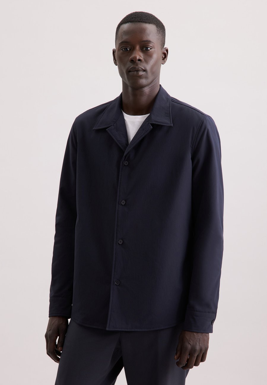 Куртка Seidensticker Light jacket, Dark Blue/Blue
Куртка Seidensticker Light jacket, Dark Blue/Blue