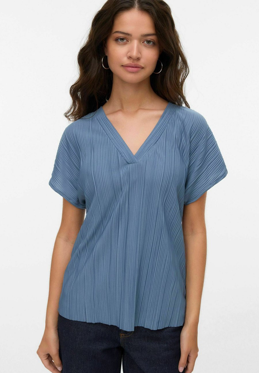 Блуза Vero Moda VMPAIGE, China Blue/Light Blue
Блуза Vero Moda VMPAIGE, China Blue/Light Blue