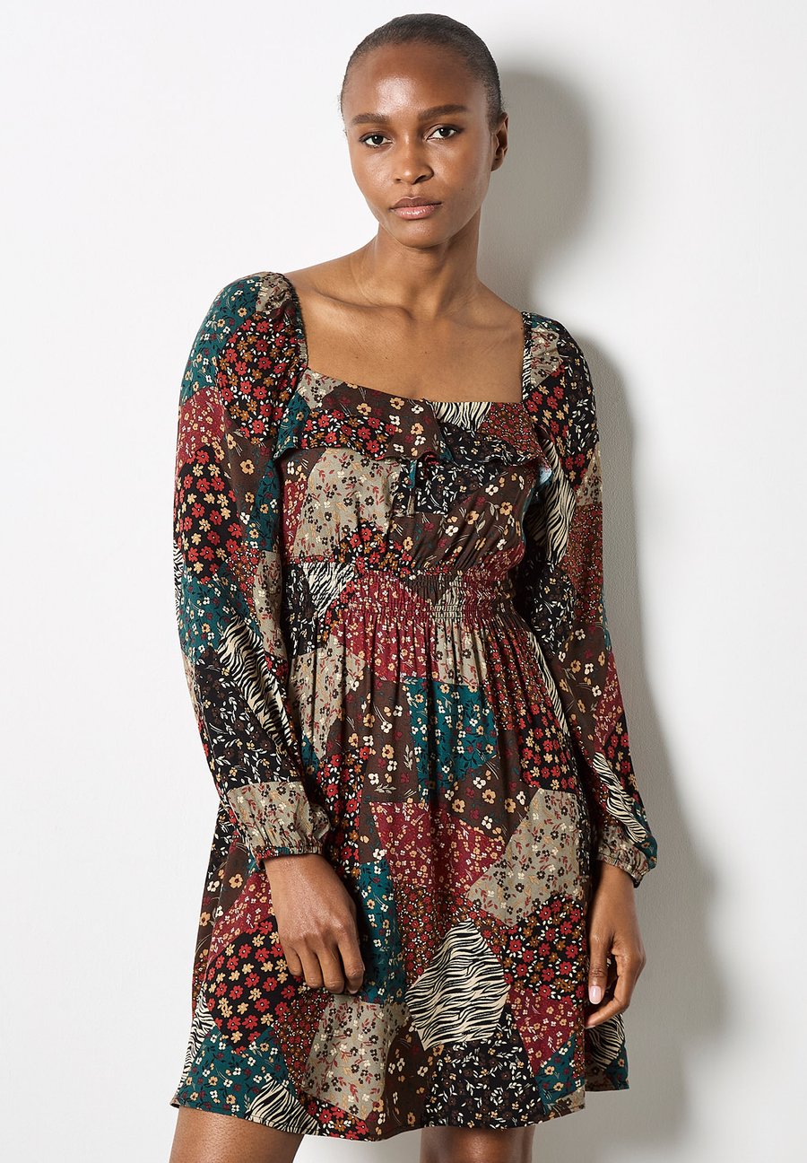 Платье Apricot PATCHWORK PRINT BOHO, Brown
Платье Apricot PATCHWORK PRINT BOHO, Brown