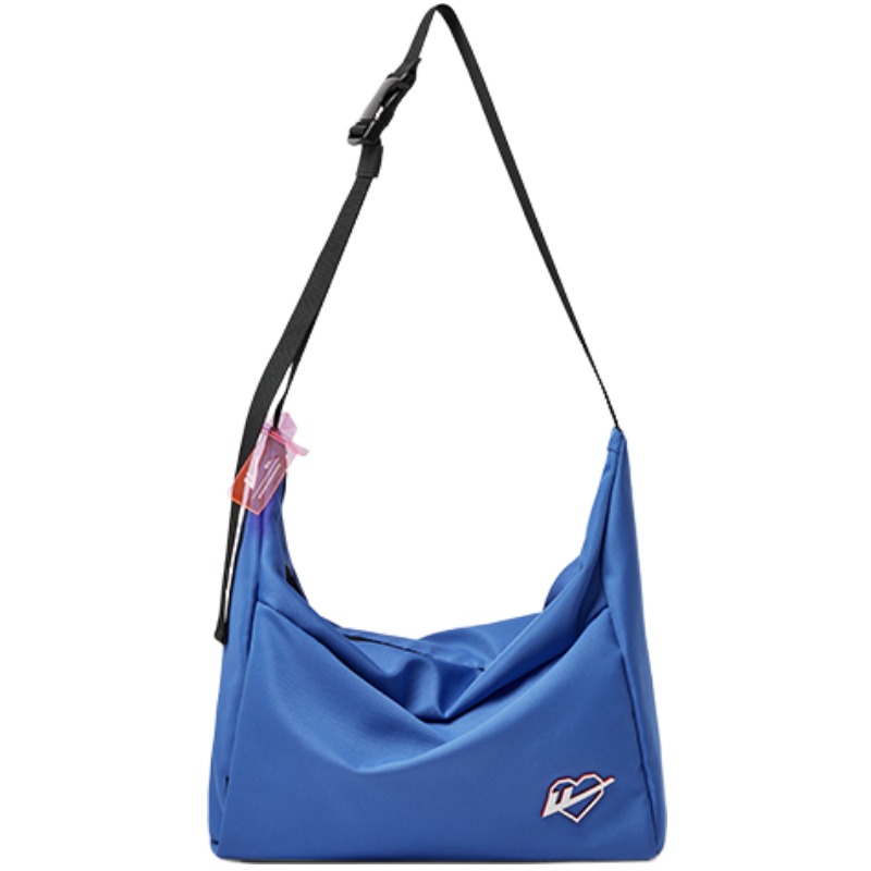 WARRIOR Полиэстеровая плечевая сумка Regular Women's Blue
WARRIOR Полиэстеровая плечевая сумка Regular Women's Blue