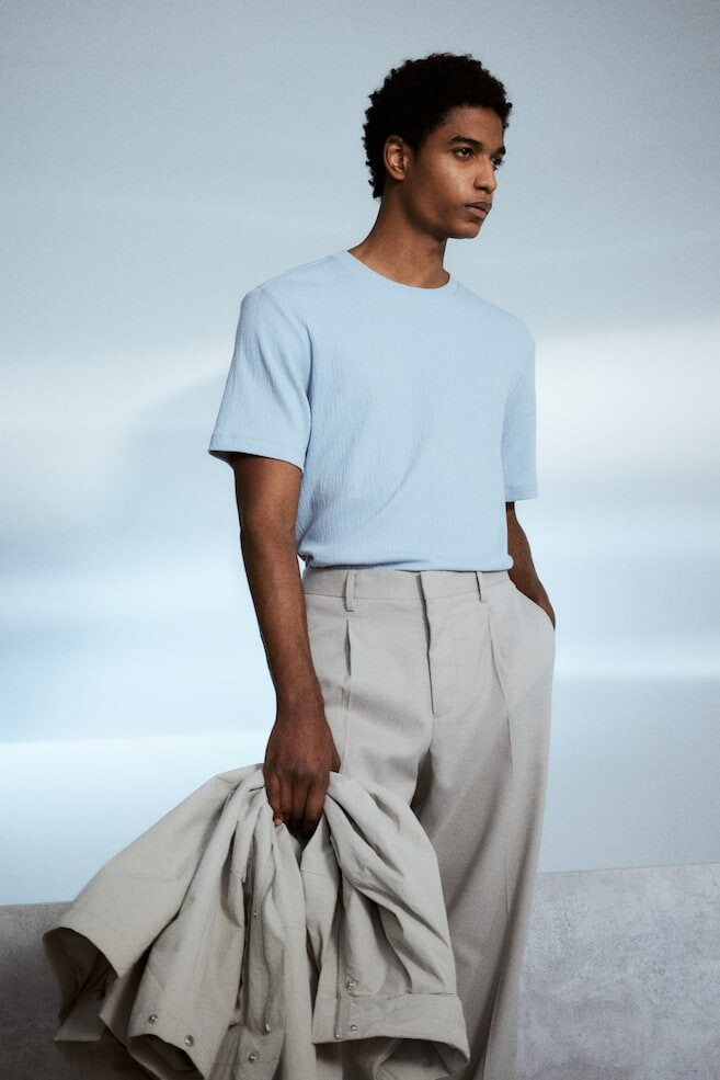 Футболка со структурой, прямого кроя H&M, голубой
Футболка со структурой, прямого кроя H&M, голубой