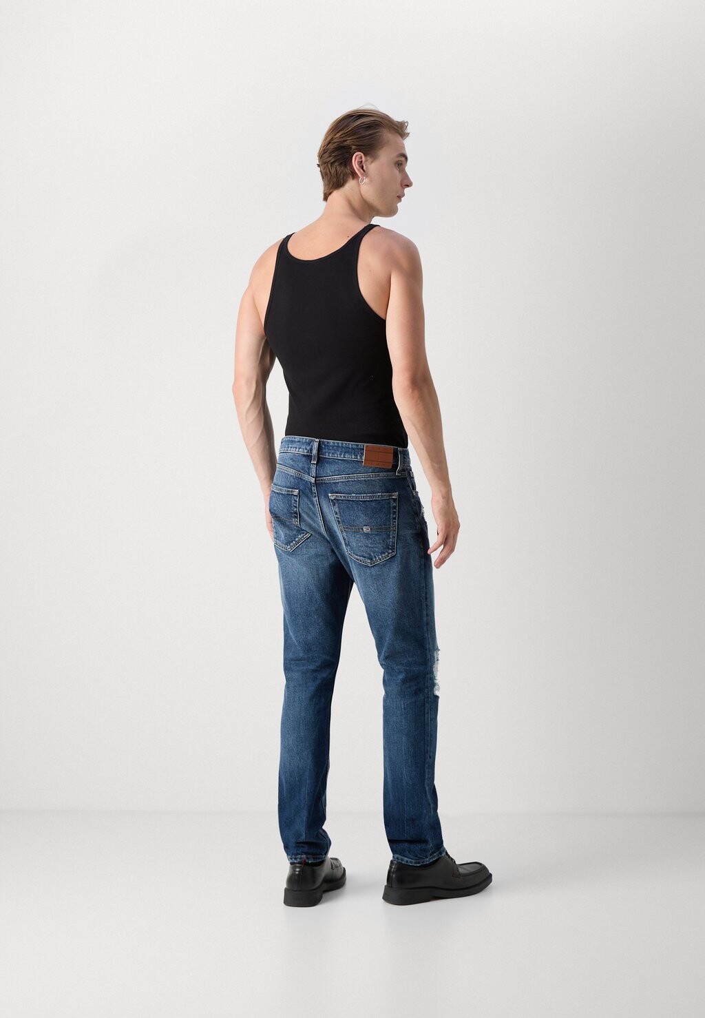 Джинсы скинни SCANTON Tommy Hilfiger, темно-синие джинсы
Джинсы скинни SCANTON Tommy Hilfiger, темно-синие джинсы