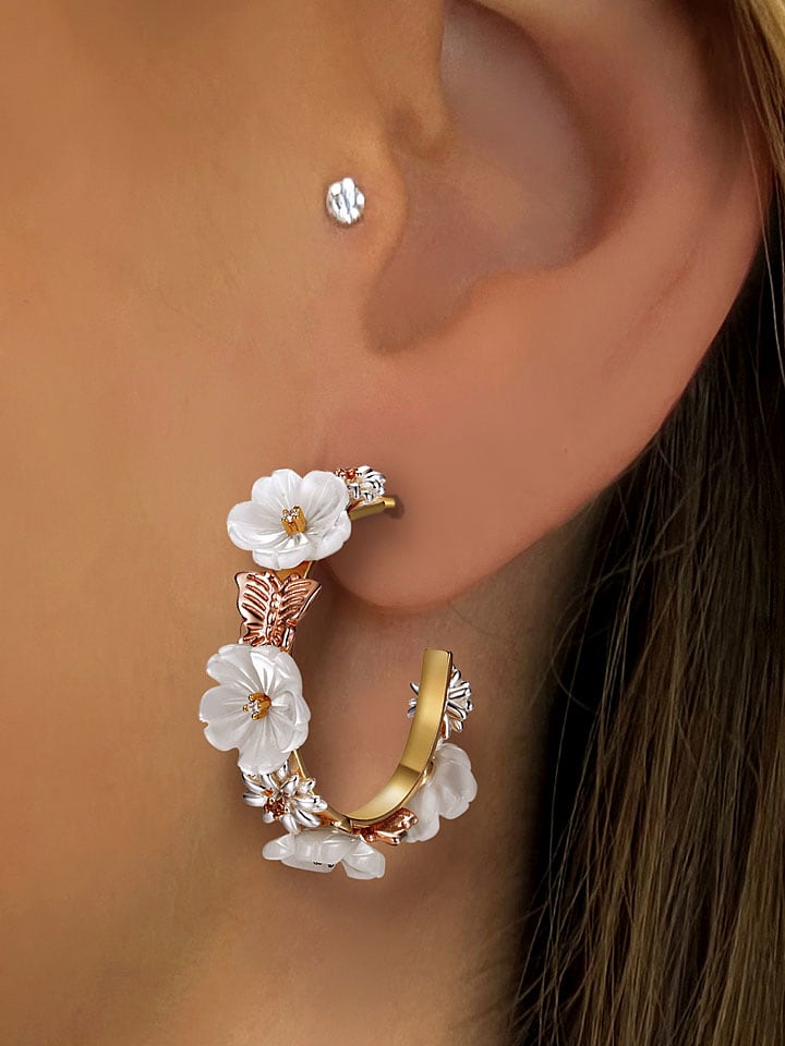 Les Petites Précieuses Roévergold. Серьги-полукольца с драгоценными камнями
Les Petites Précieuses Roévergold. Серьги-полукольца с драгоценными камнями