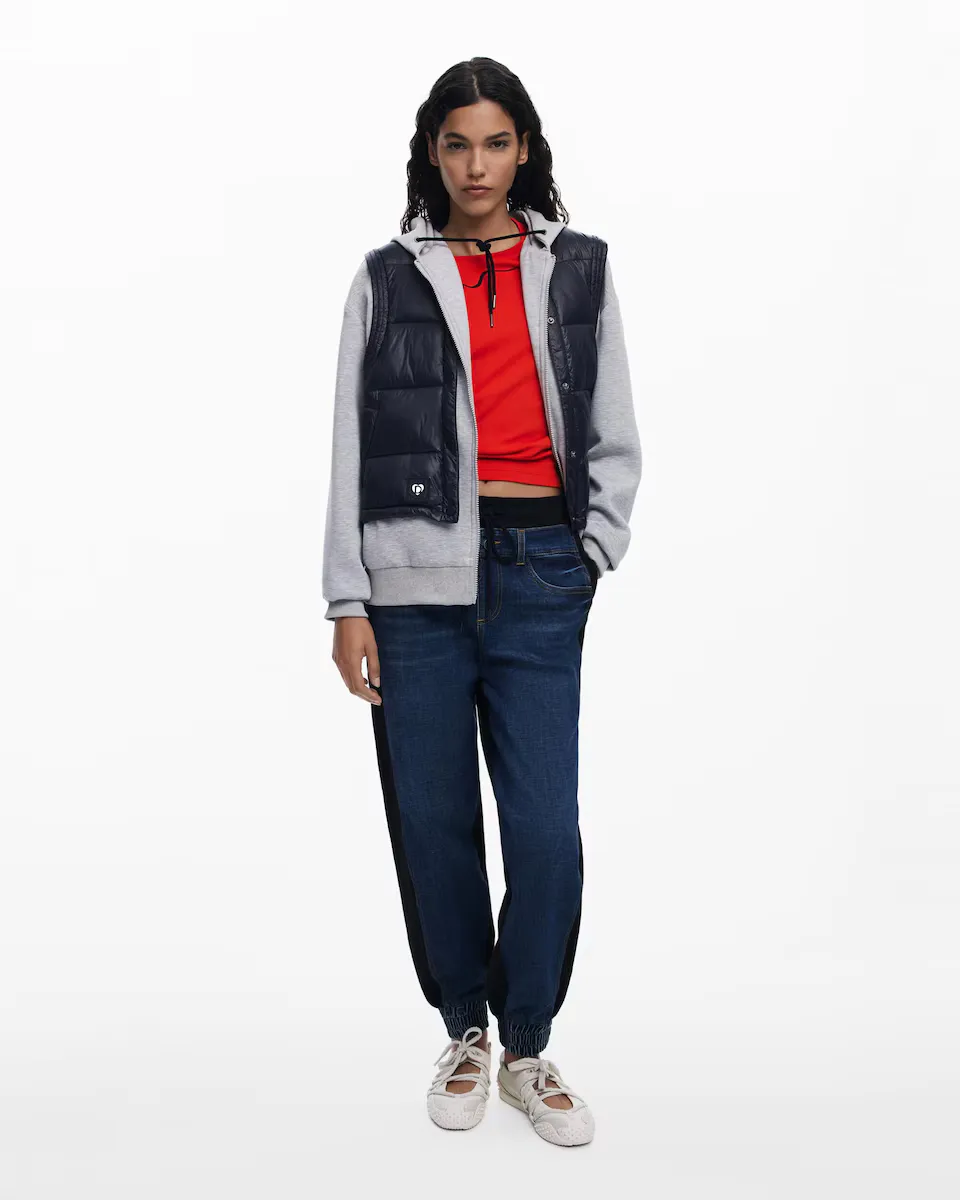 Женские джинсы-джоггеры Vaquero Hybrid Desigual, синий
Женские джинсы-джоггеры Vaquero Hybrid Desigual, синий