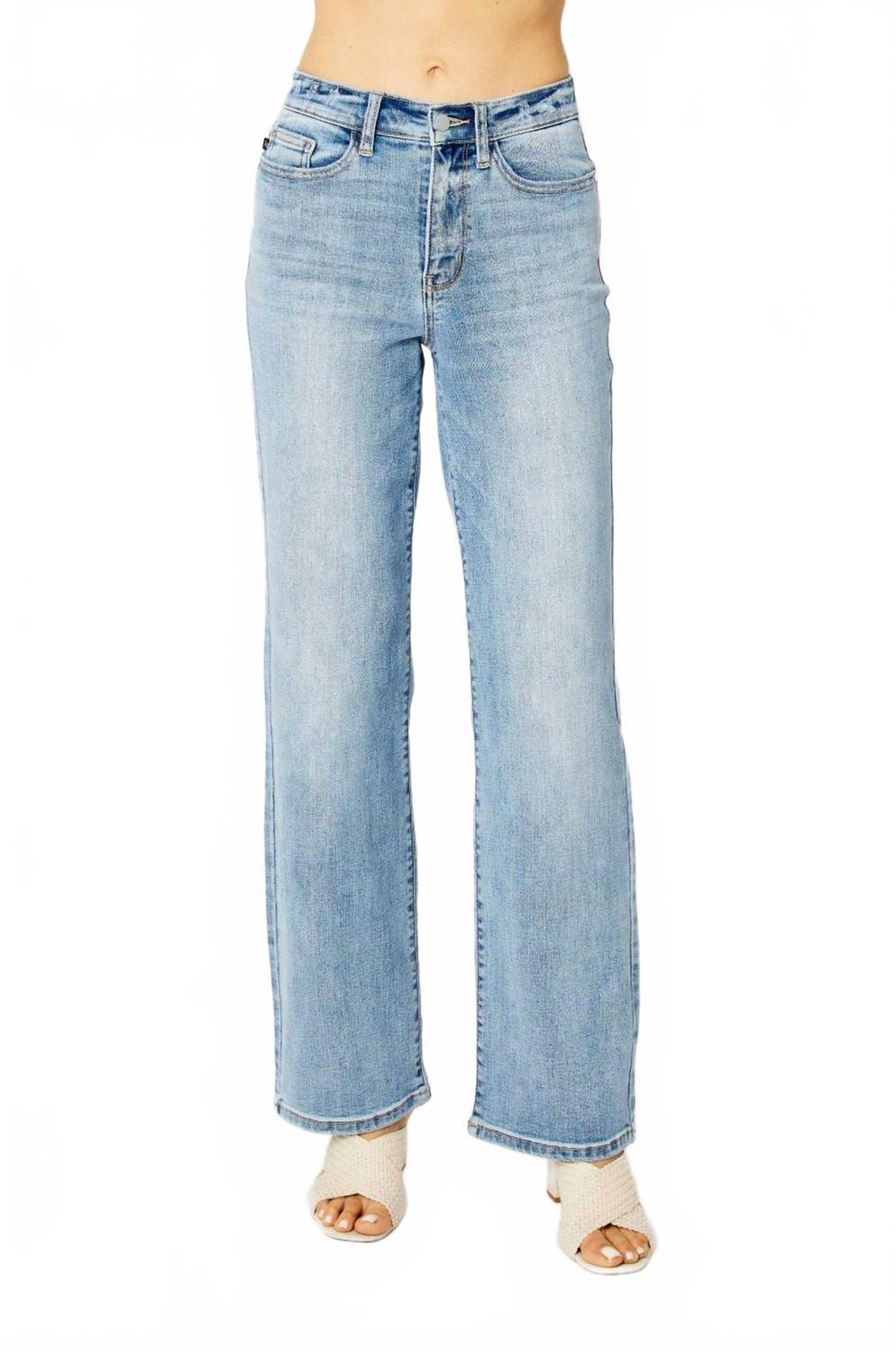 Джинсы с высокой талией и прямыми штанинами в светлом оттенке Judy Blue, Light Wash
Джинсы с высокой талией и прямыми штанинами в светлом оттенке Judy Blue, Light Wash