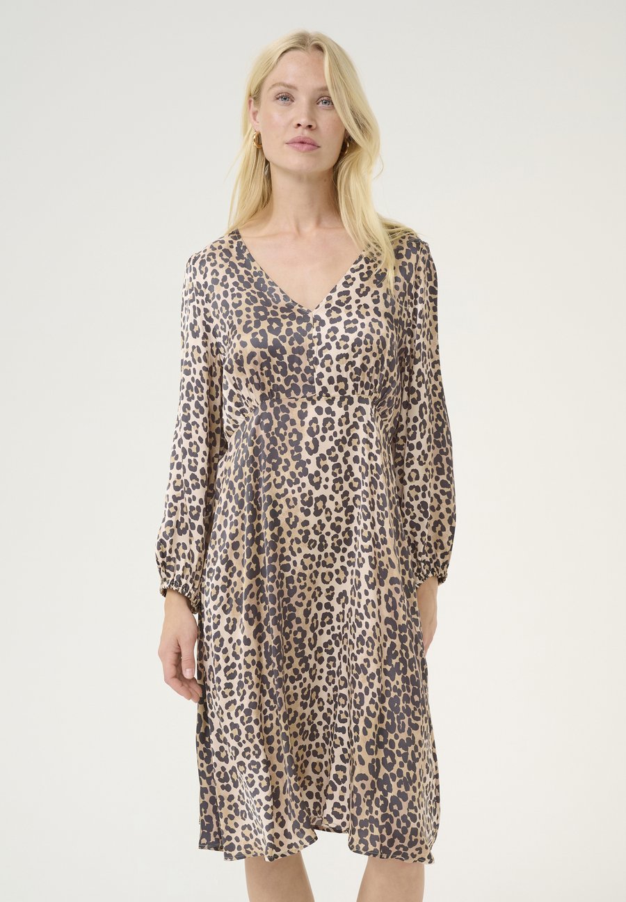 Платье Culture CUBERNA, Leopard/Brown
Платье Culture CUBERNA, Leopard/Brown