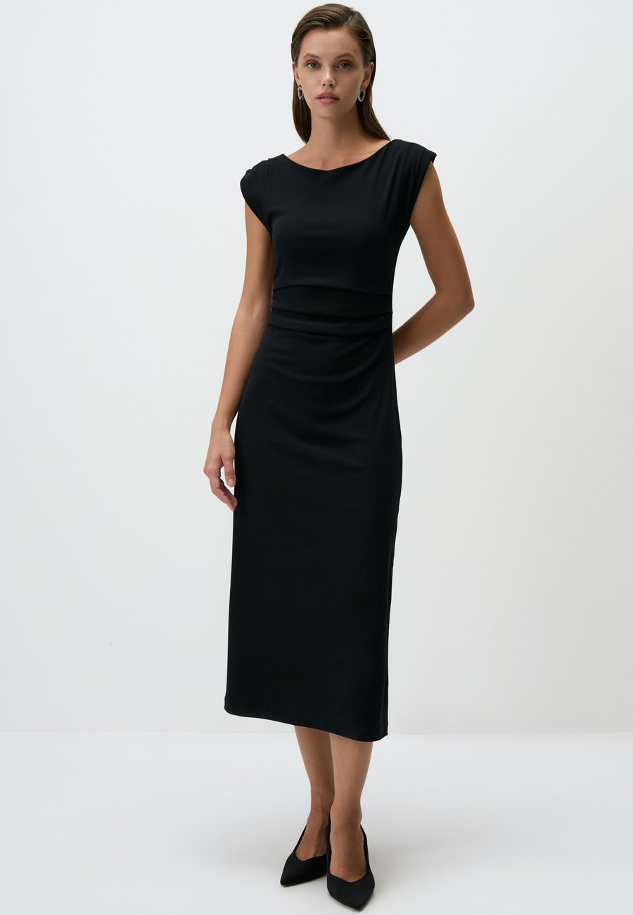 Платье Jimmy Key ROUND NECK SLIM FITTED MIDI , Black
Платье Jimmy Key ROUND NECK SLIM FITTED MIDI , Black