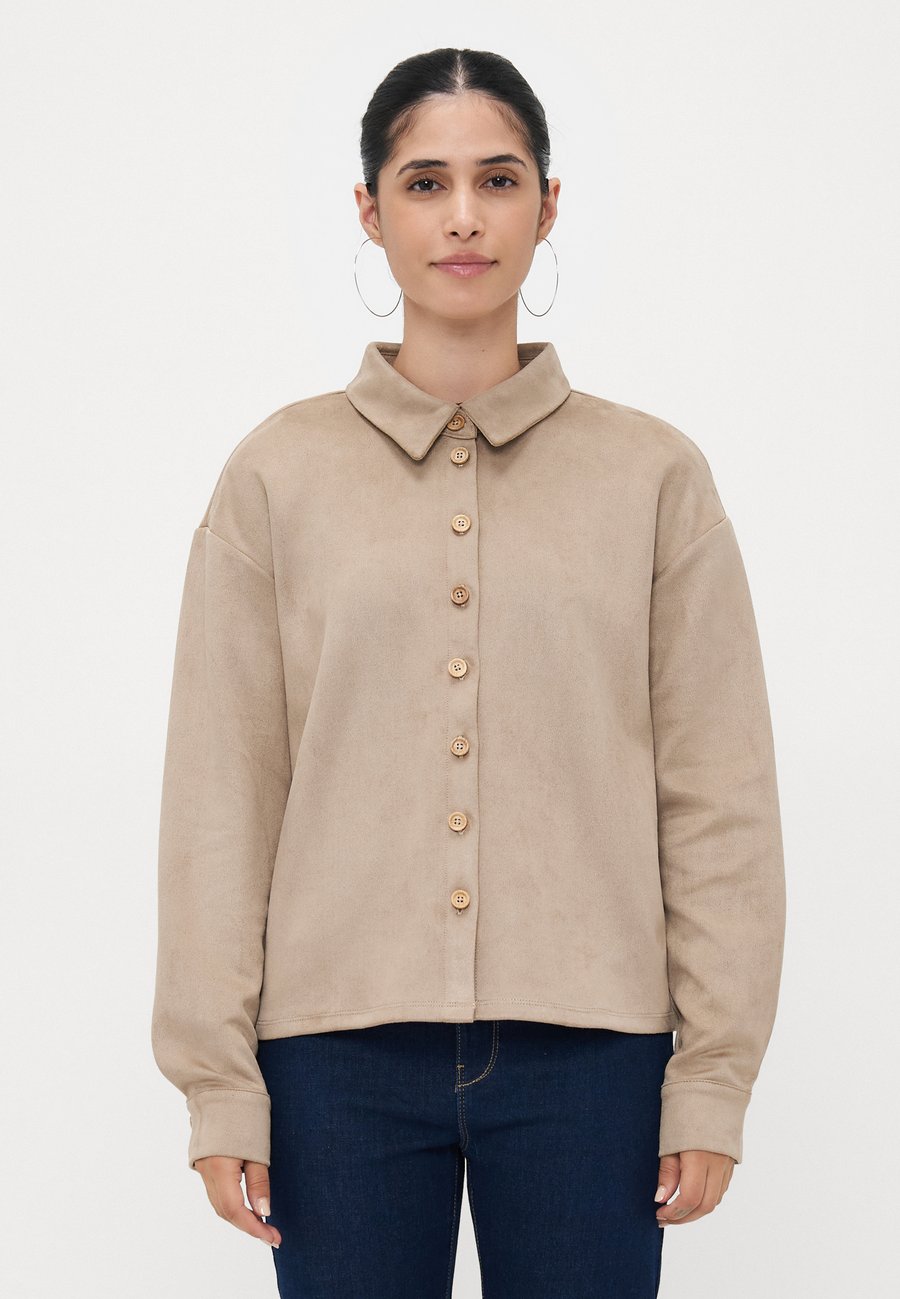 Блуза ONLY Petite ONLRINEA BUTTON SHIRT, Silver Mink/Beige
Блуза ONLY Petite ONLRINEA BUTTON SHIRT, Silver Mink/Beige