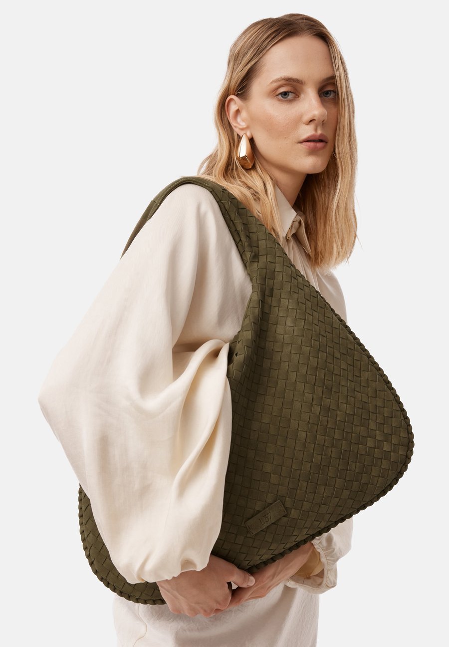 Сумка L37 MONTANA, Olive
Сумка L37 MONTANA, Olive