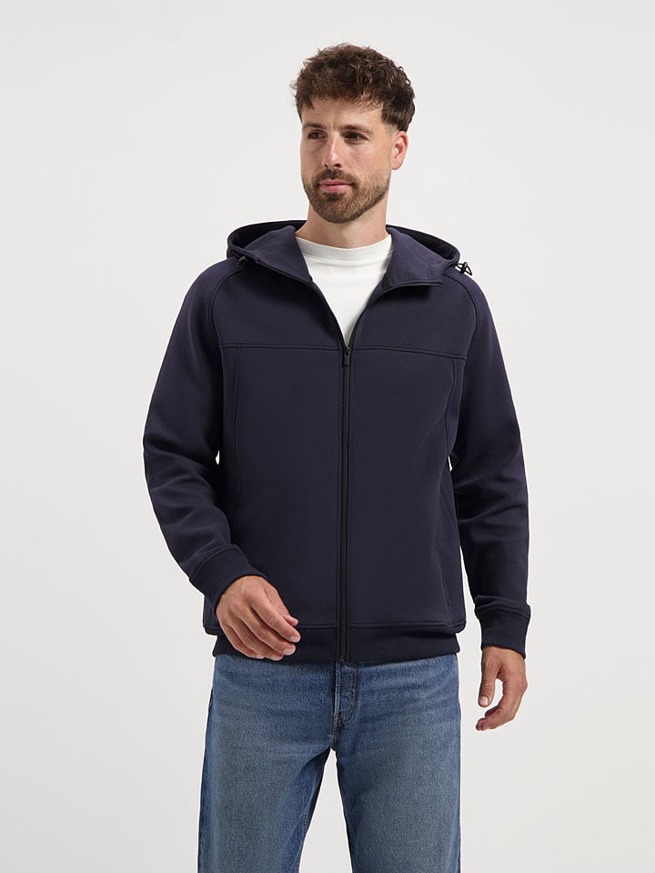 TRAVELIN' Темно-синяя толстовка
TRAVELIN' Темно-синяя толстовка