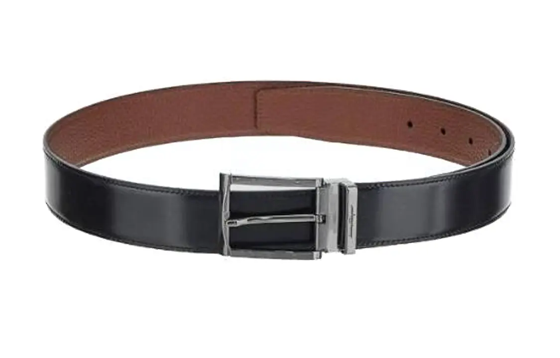 Кожаный ремень из телячьей кожи с регулируемой пряжкой Ferragamo
Кожаный ремень из телячьей кожи с регулируемой пряжкой Ferragamo