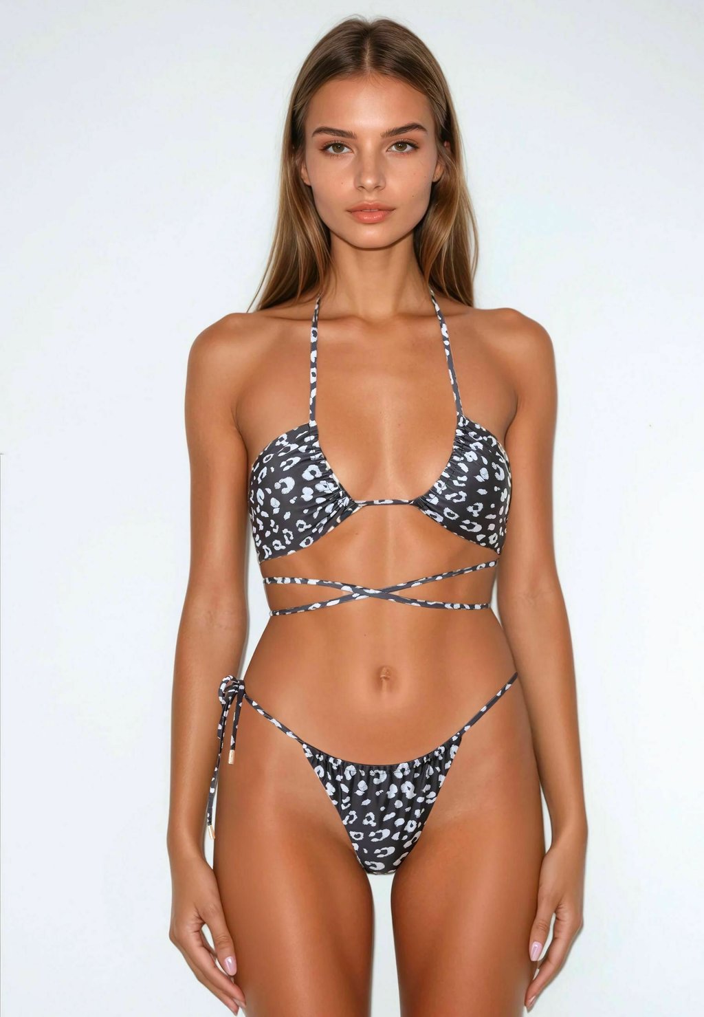 Бикини ROMA LEOPARD SET Flavia Valentini, черный
Бикини ROMA LEOPARD SET Flavia Valentini, черный