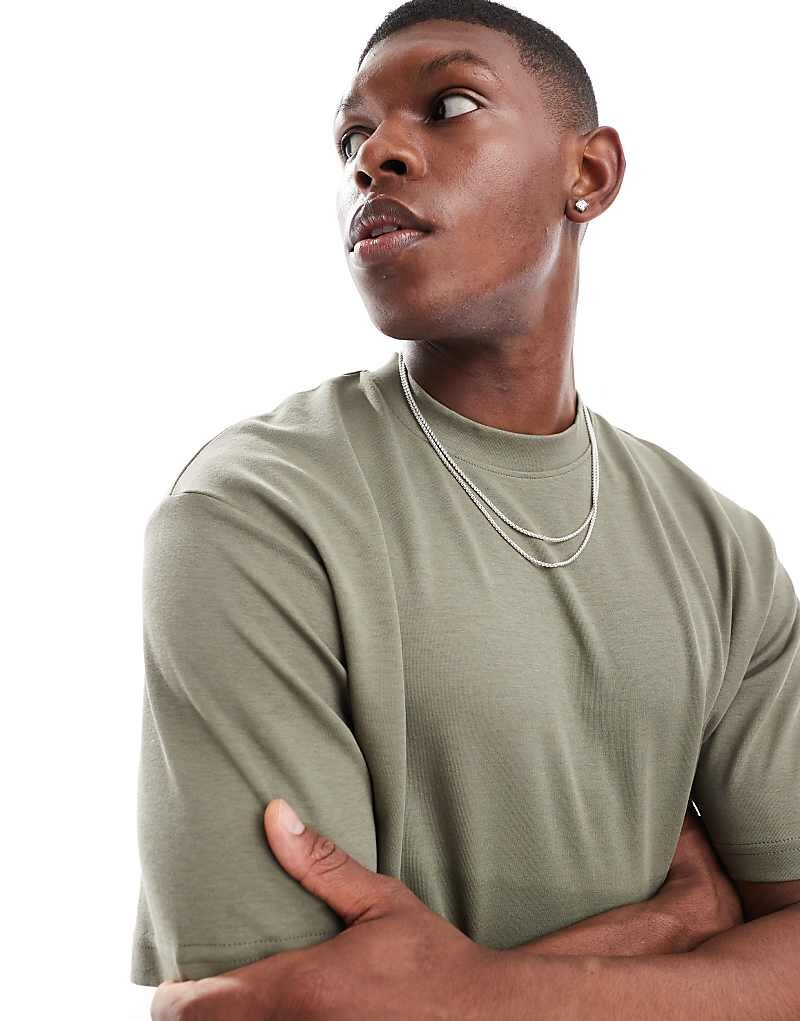 Светло-коричневая объемная футболка оверсайз Selected Homme
Светло-коричневая объемная футболка оверсайз Selected Homme