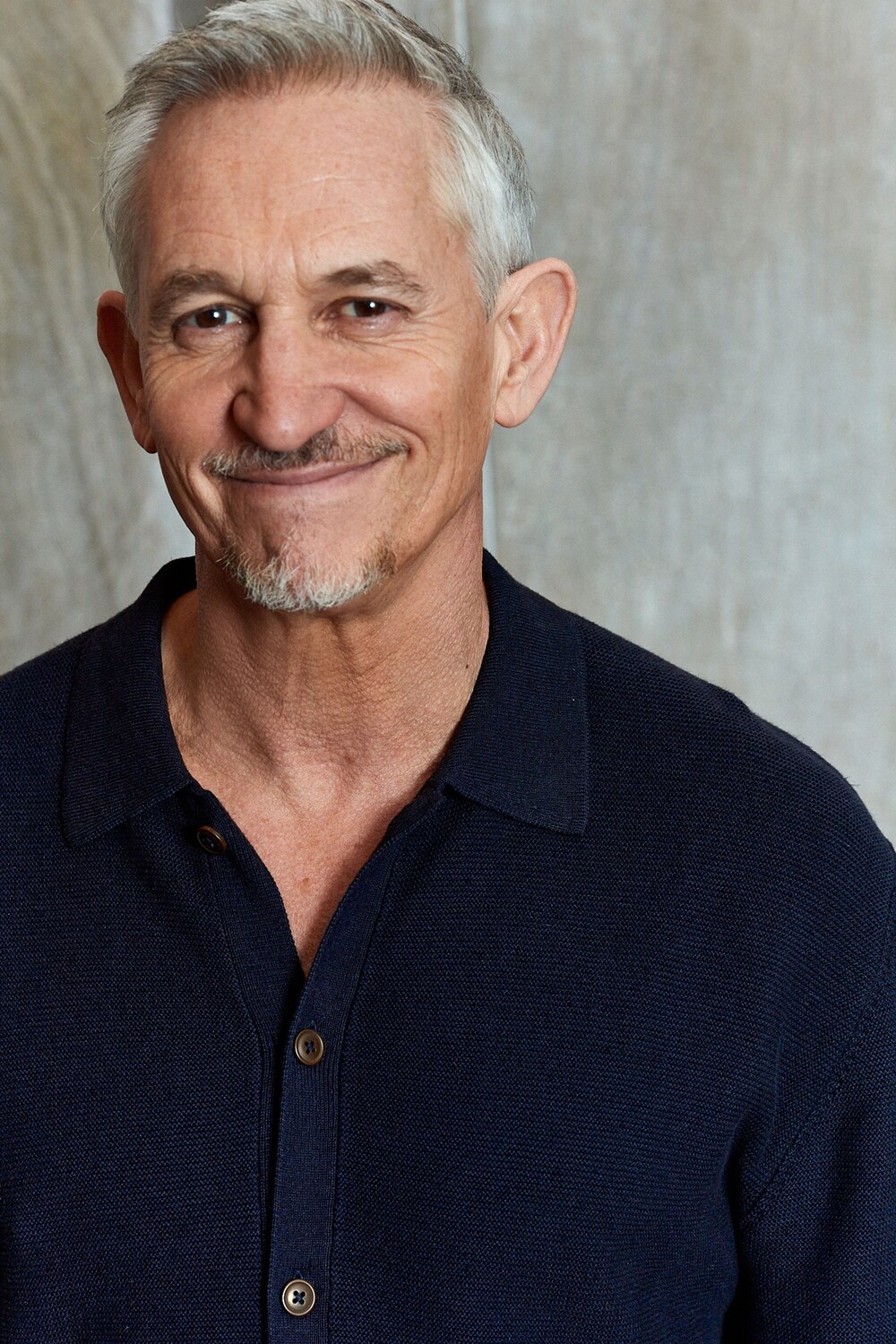 Свитер свободного кроя на пуговицах из смеси хлопка и льна Next, синий 
Свитер свободного кроя на пуговицах из смеси хлопка и льна Next, синий