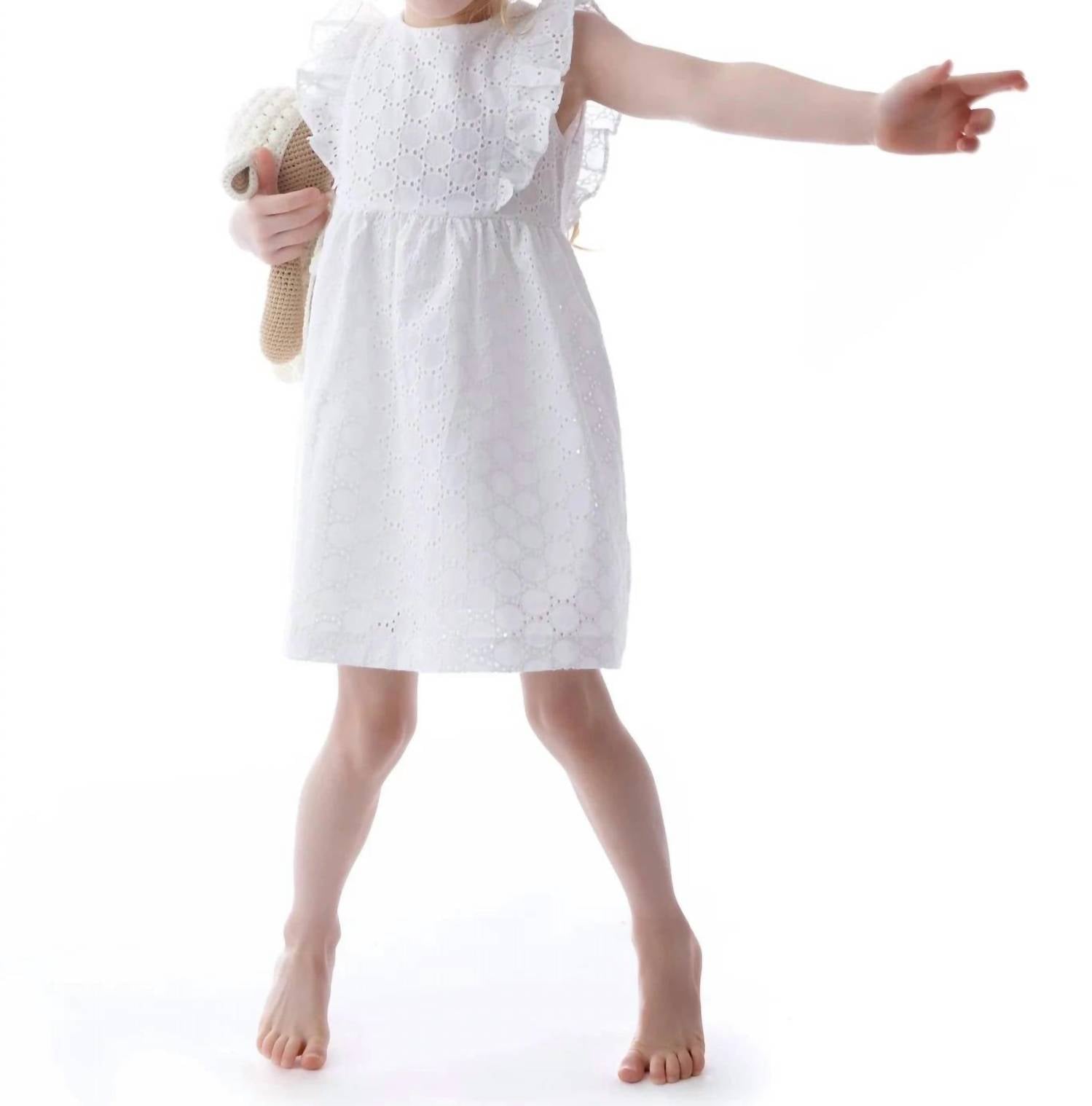 Платье для девочки с люверсами белого цвета Phlona
Платье для девочки с люверсами белого цвета Phlona