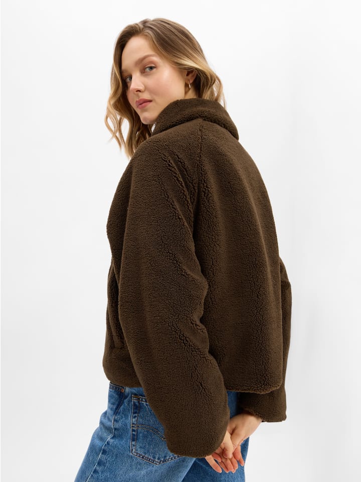 Куртка Laja в грязи PEGADOR
Куртка Laja в грязи PEGADOR