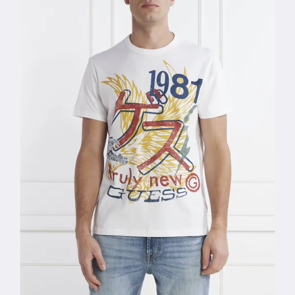 Футболка стандартного кроя Guess, белый
Футболка стандартного кроя Guess, белый