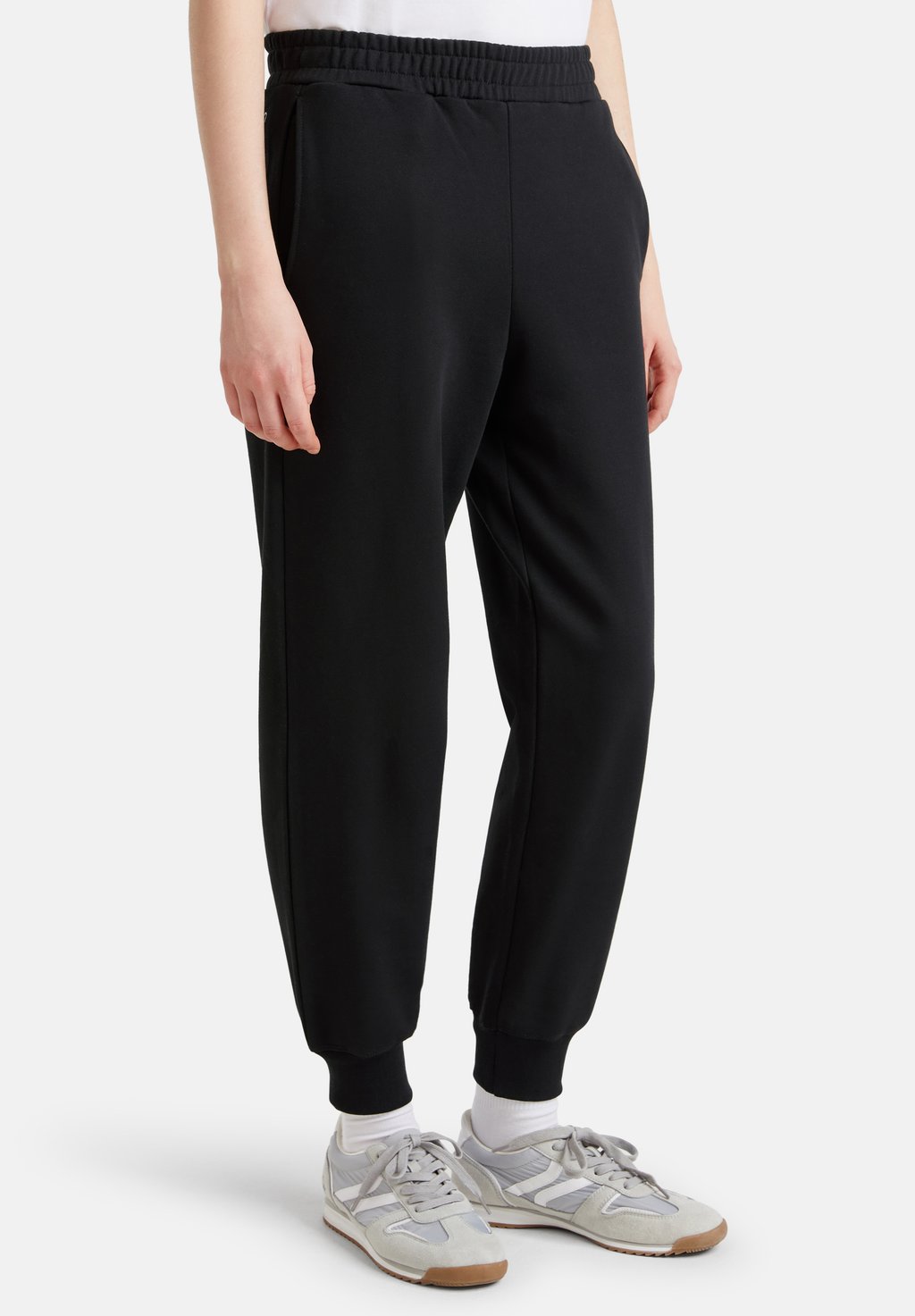 Спортивные брюки United Colors of Benetton, черный
Спортивные брюки United Colors of Benetton, черный