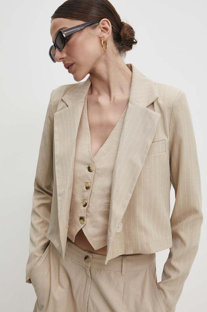 Блейзер Answear Lab, бежевый
Блейзер Answear Lab, бежевый