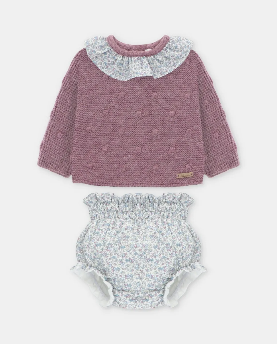 Комплект для малыша вязаный жакет и трусики из ткани с мелким принтом цвета сирени Martín Aranda
Комплект для малыша вязаный жакет и трусики из ткани с мелким принтом цвета сирени Martín Aranda