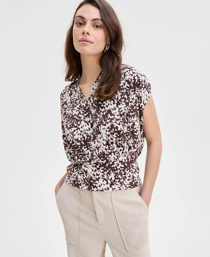 Женская блузка с принтом и сборками на плечах I.N.C. International Concepts, коричневый/бежевый
Женская блузка с принтом и сборками на плечах I.N.C. International Concepts, коричневый/бежевый