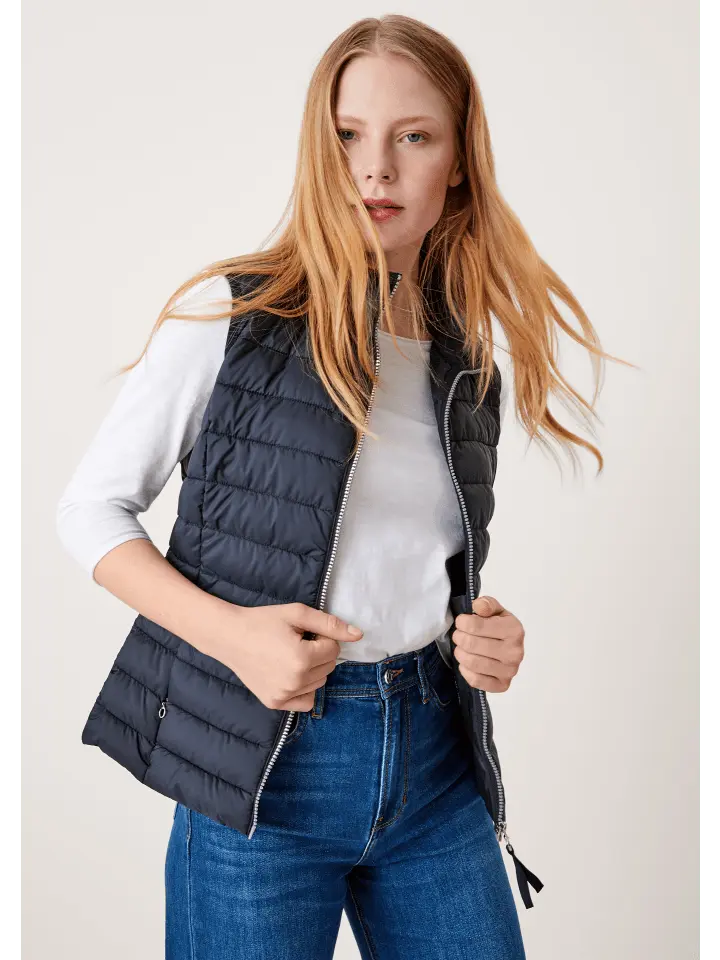 Утепленный жилет s.Oliver, синий
Утепленный жилет s.Oliver, синий