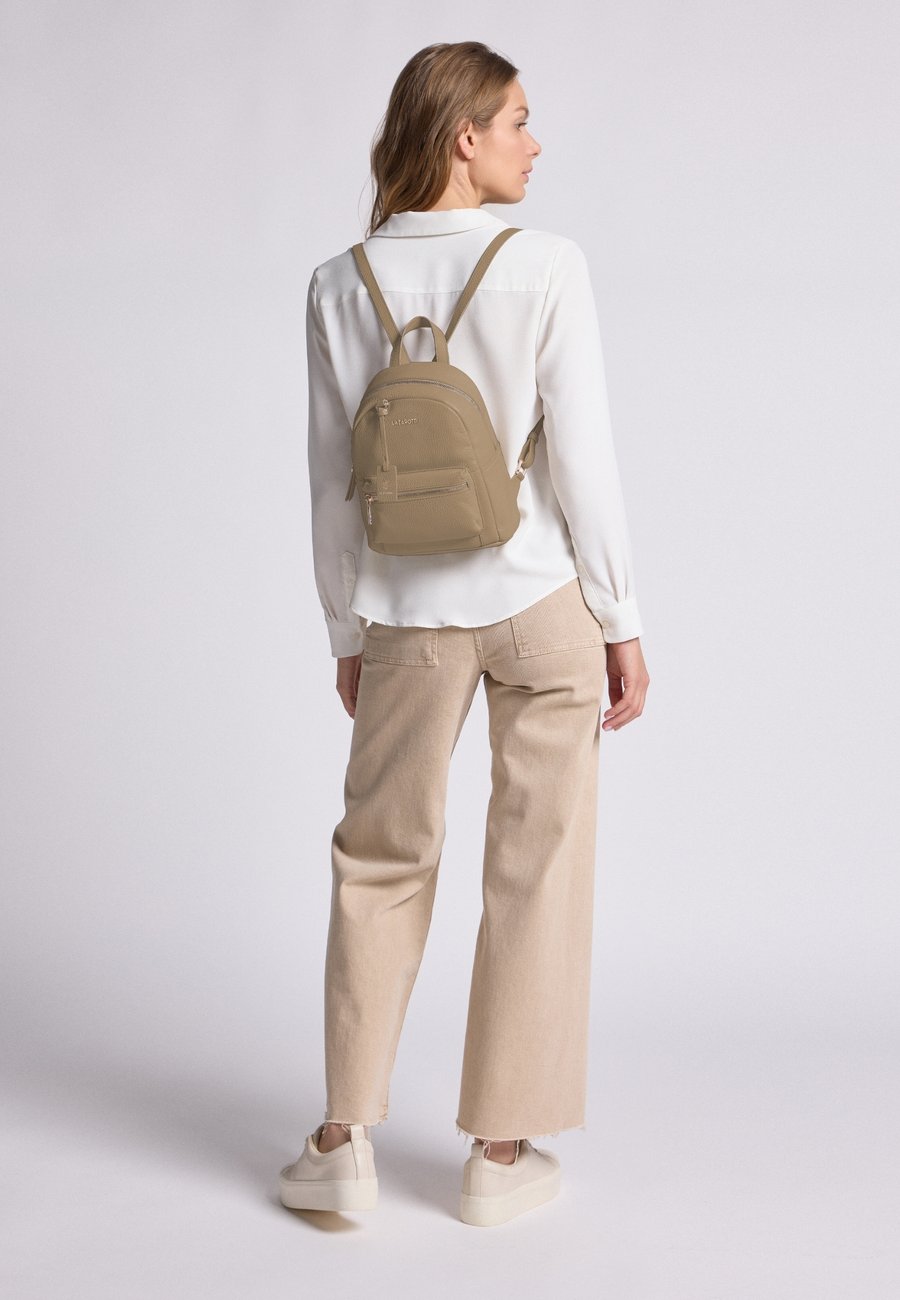 Рюкзак Lazarotti BOLOGNA CITY, Sand
Рюкзак Lazarotti BOLOGNA CITY, Sand