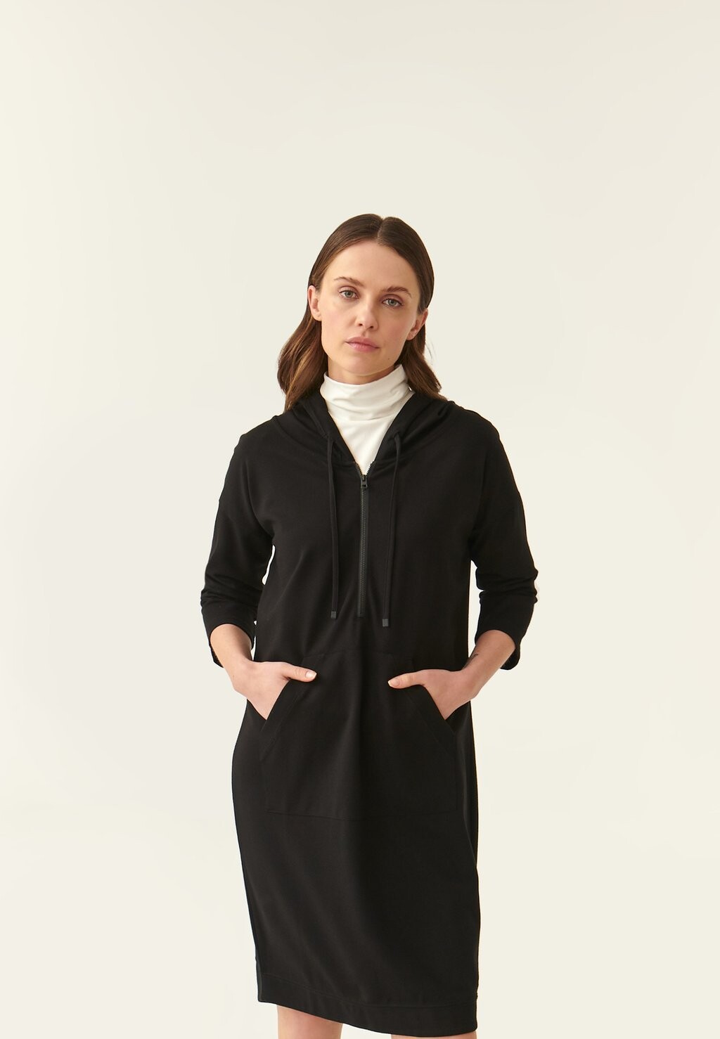 Платье-джемпер SEMIRA TATUUM, черный
Платье-джемпер SEMIRA TATUUM, черный