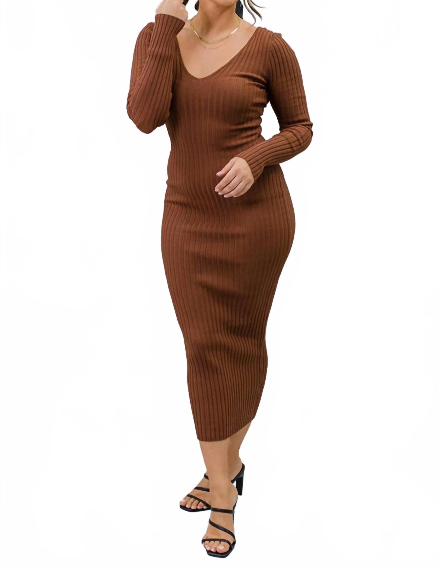 Соблазнительное платье Allure с рельефной фактурой в шоколадном цвете Hera Collection
Соблазнительное платье Allure с рельефной фактурой в шоколадном цвете Hera Collection