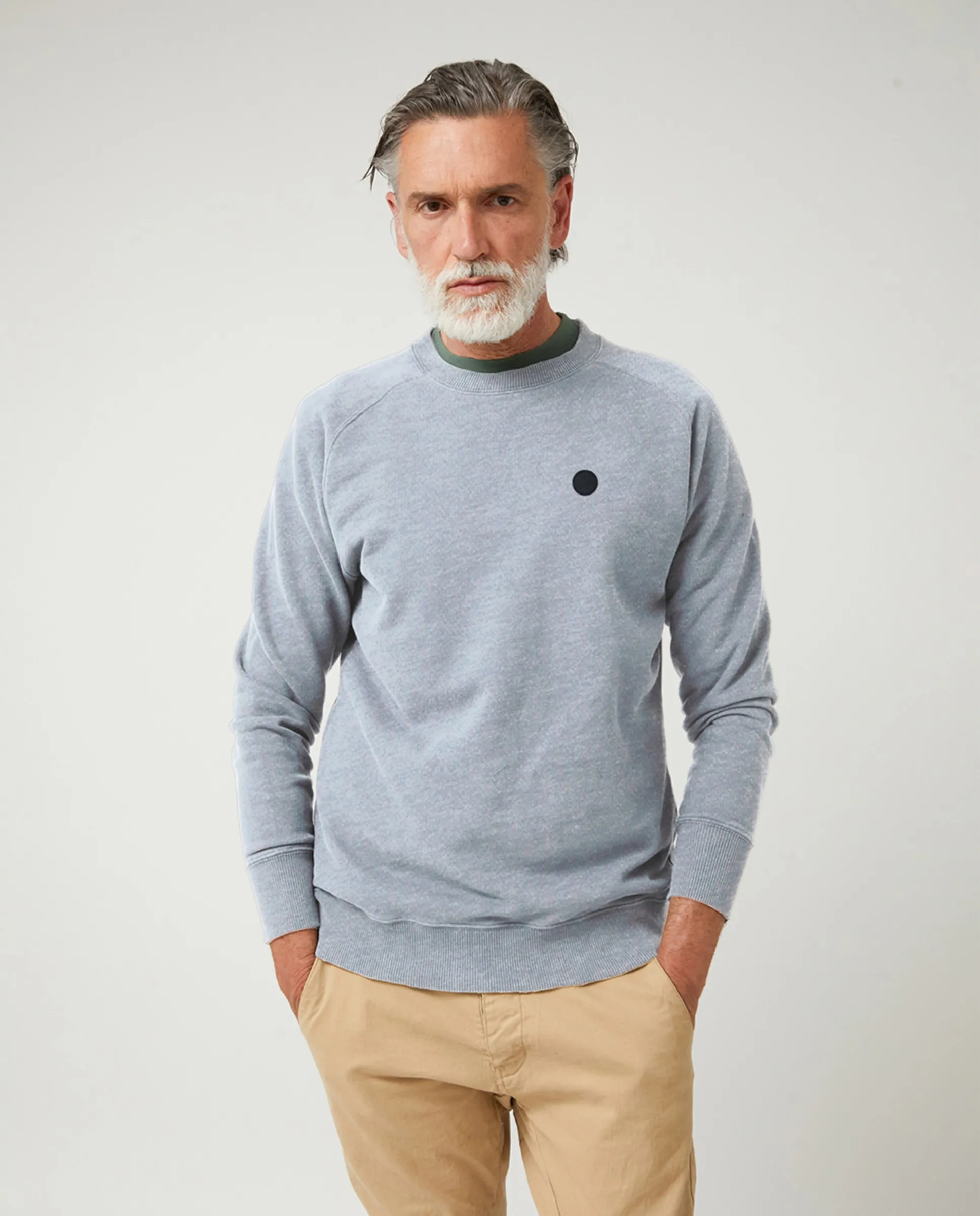 Мужская толстовка без капюшона slim fit Altonadock, серый
Мужская толстовка без капюшона slim fit Altonadock, серый