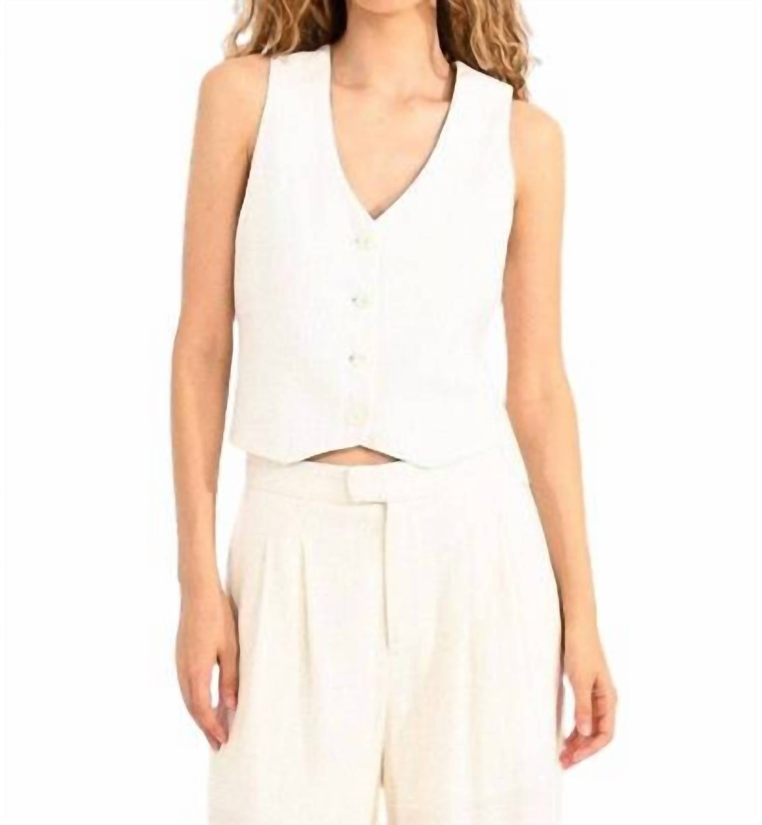 Элегантный жилет цвета слоновой кости Lili Sidonio, Бежевый, Элегантный жилет цвета слоновой кости Lili Sidonio
Элегантный жилет цвета слоновой кости Lili Sidonio, Бежевый, Элегантный жилет цвета слоновой кости Lili Sidonio