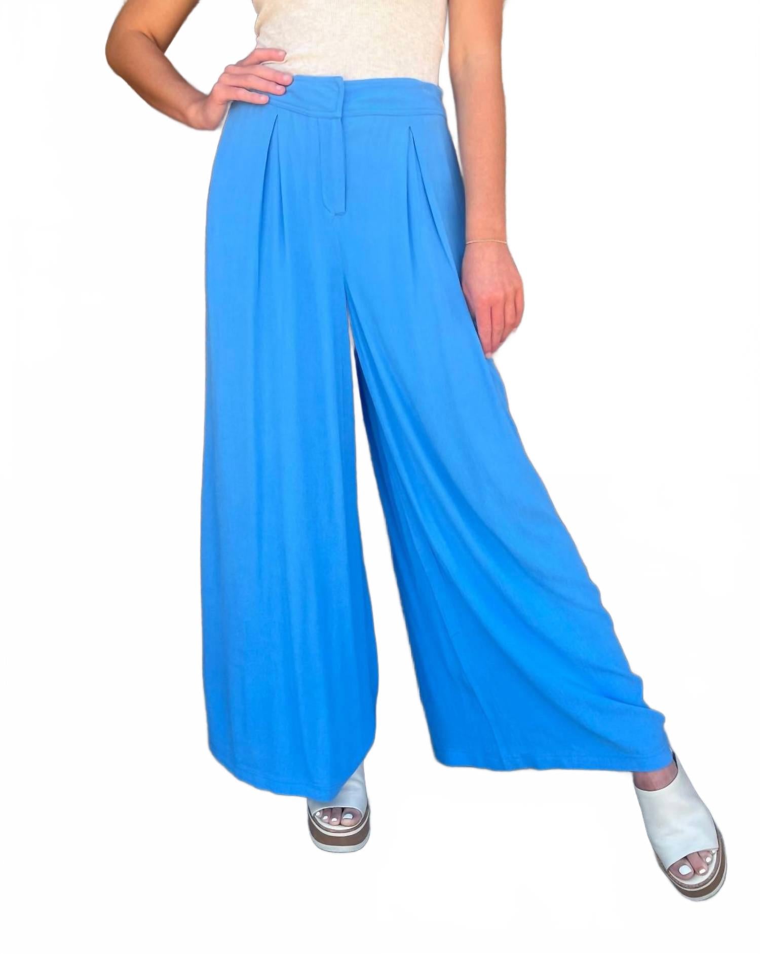 Штаны Ayala в синем цвете BILA77
Штаны Ayala в синем цвете BILA77