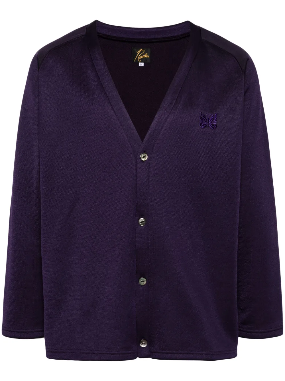 Кардиган с V-образным вырезом и вышитым логотипом Needles, фиолетовый
Кардиган с V-образным вырезом и вышитым логотипом Needles, фиолетовый