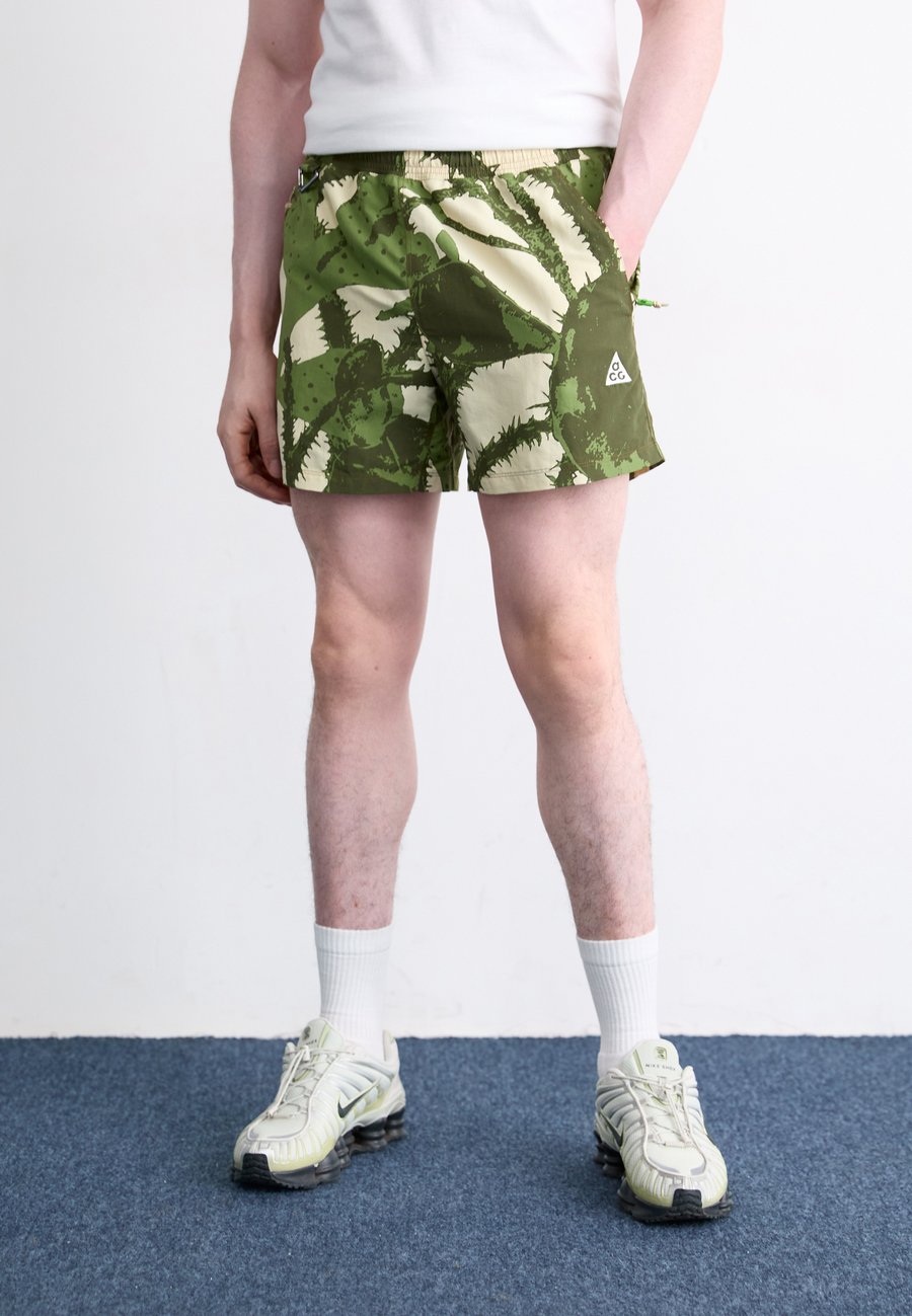 Шорты Nike ACG RESERVOIR GOAT, Light Khaki/Khaki
Шорты Nike ACG RESERVOIR GOAT, Light Khaki/Khaki