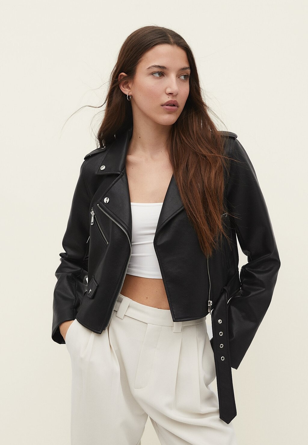 Куртка из искусственной кожи Stradivarius, черный
Куртка из искусственной кожи Stradivarius, черный