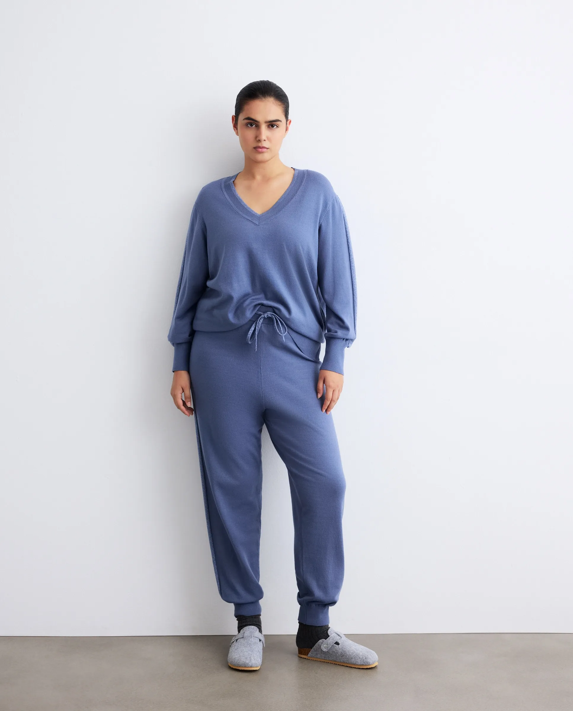 Женские брюки с манжетами внизу Couchel, индиго
Женские брюки с манжетами внизу Couchel, индиго