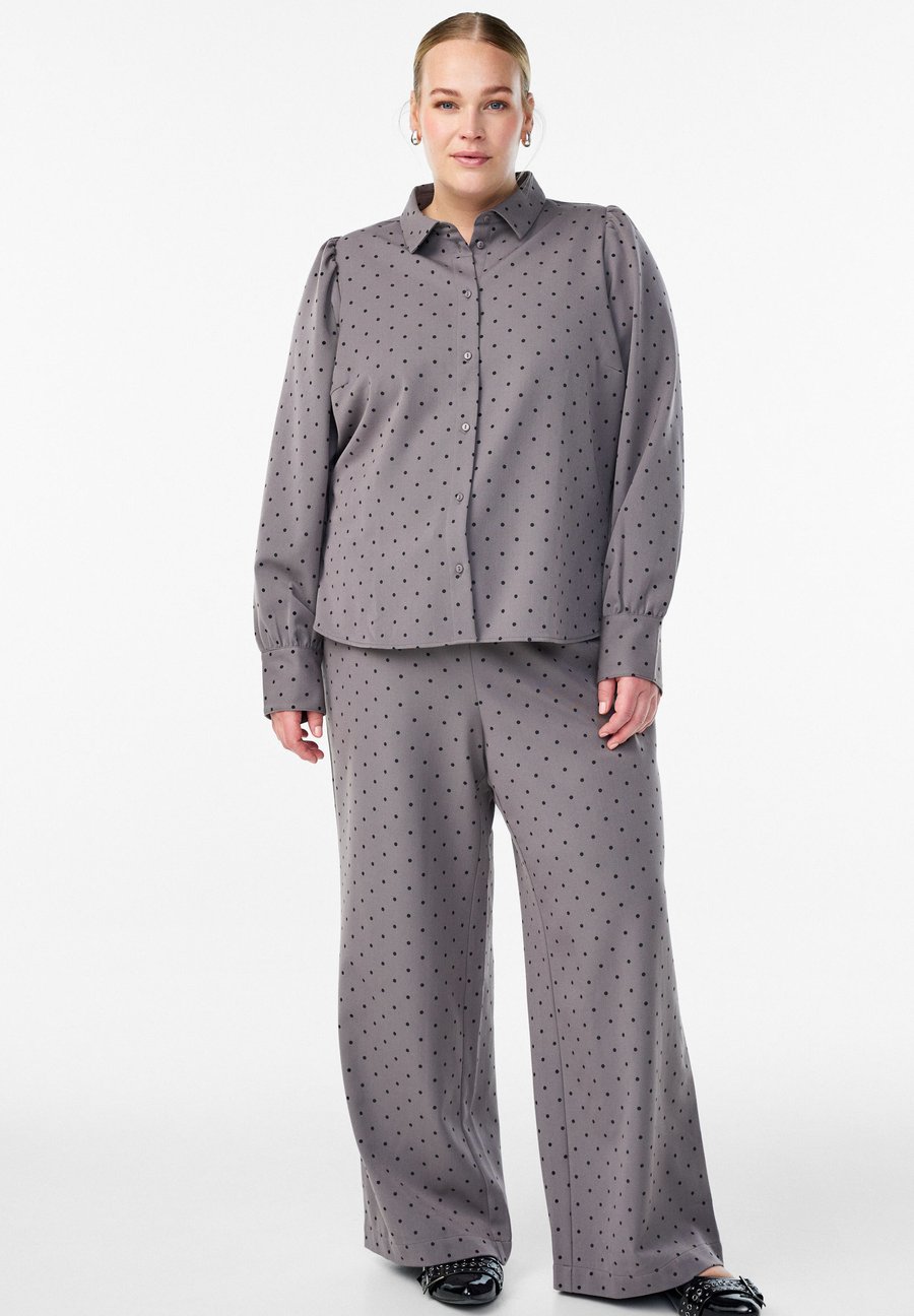 Брюки Zizzi WIDE, Cliffside G. W. Dot/Light Grey
Брюки Zizzi WIDE, Cliffside G. W. Dot/Light Grey