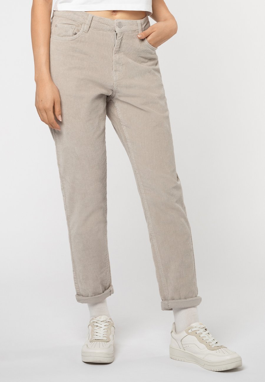 Брюки Eight 2 Nine MOM FIT, Light Beige/Beige
Брюки Eight 2 Nine MOM FIT, Light Beige/Beige