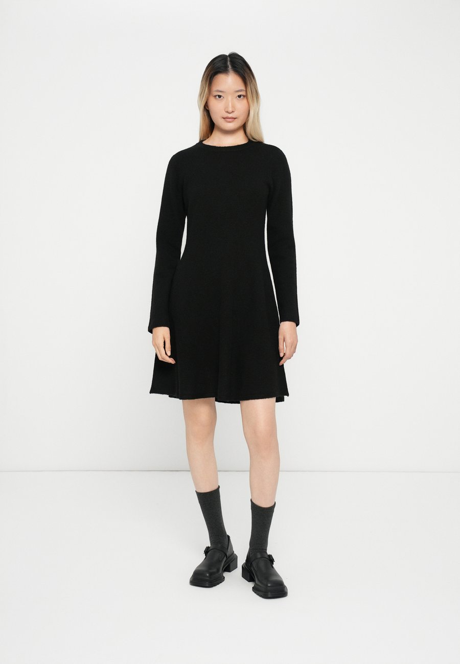 Платье JDY JDYROSEMARY LIFE O NECK DRESS , Black
Платье JDY JDYROSEMARY LIFE O NECK DRESS , Black