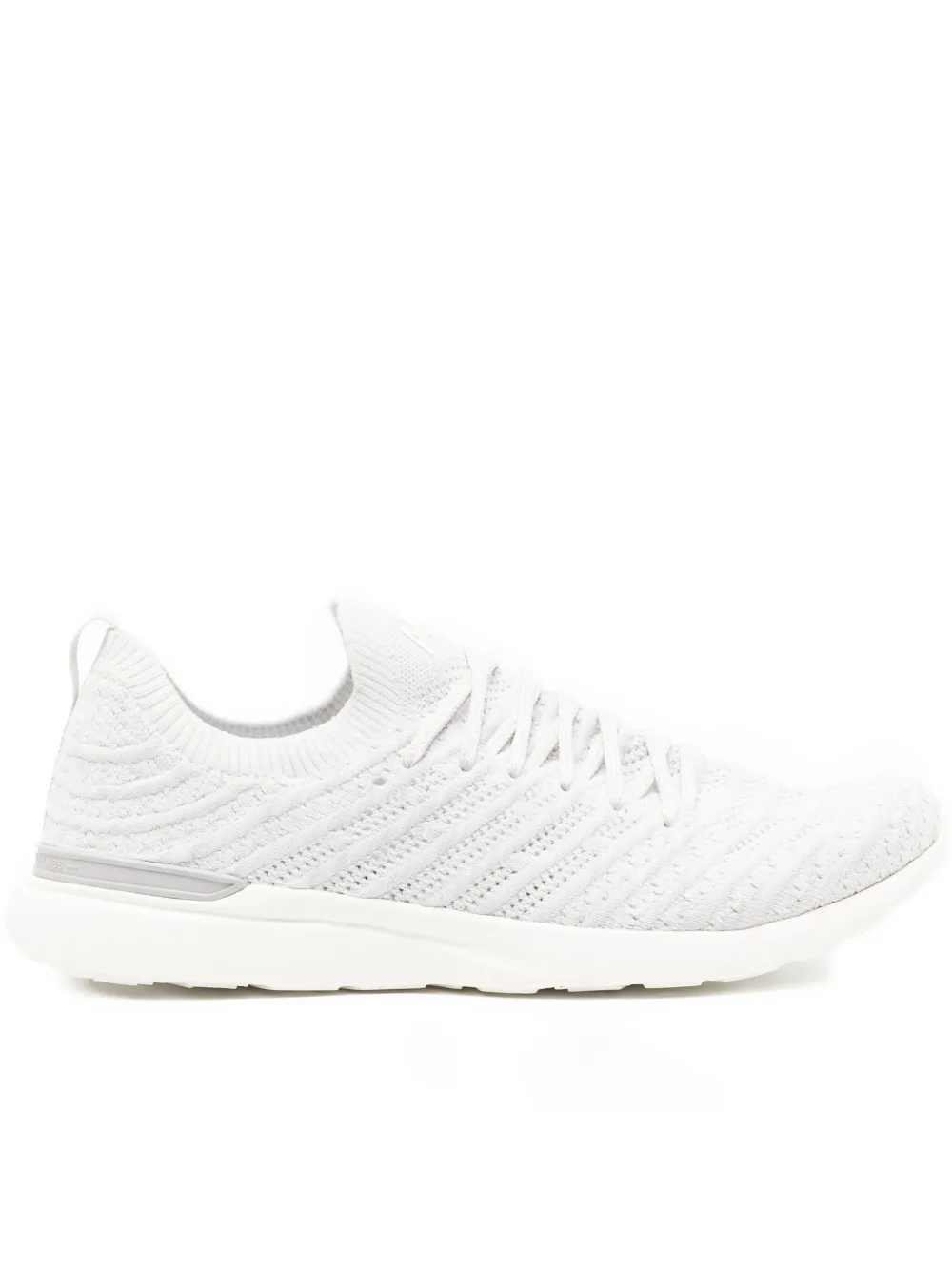 Кроссовки TechLoom Breeze APL: ATHLETIC PROPULSION LABS, нейтральный
Кроссовки TechLoom Breeze APL: ATHLETIC PROPULSION LABS, нейтральный