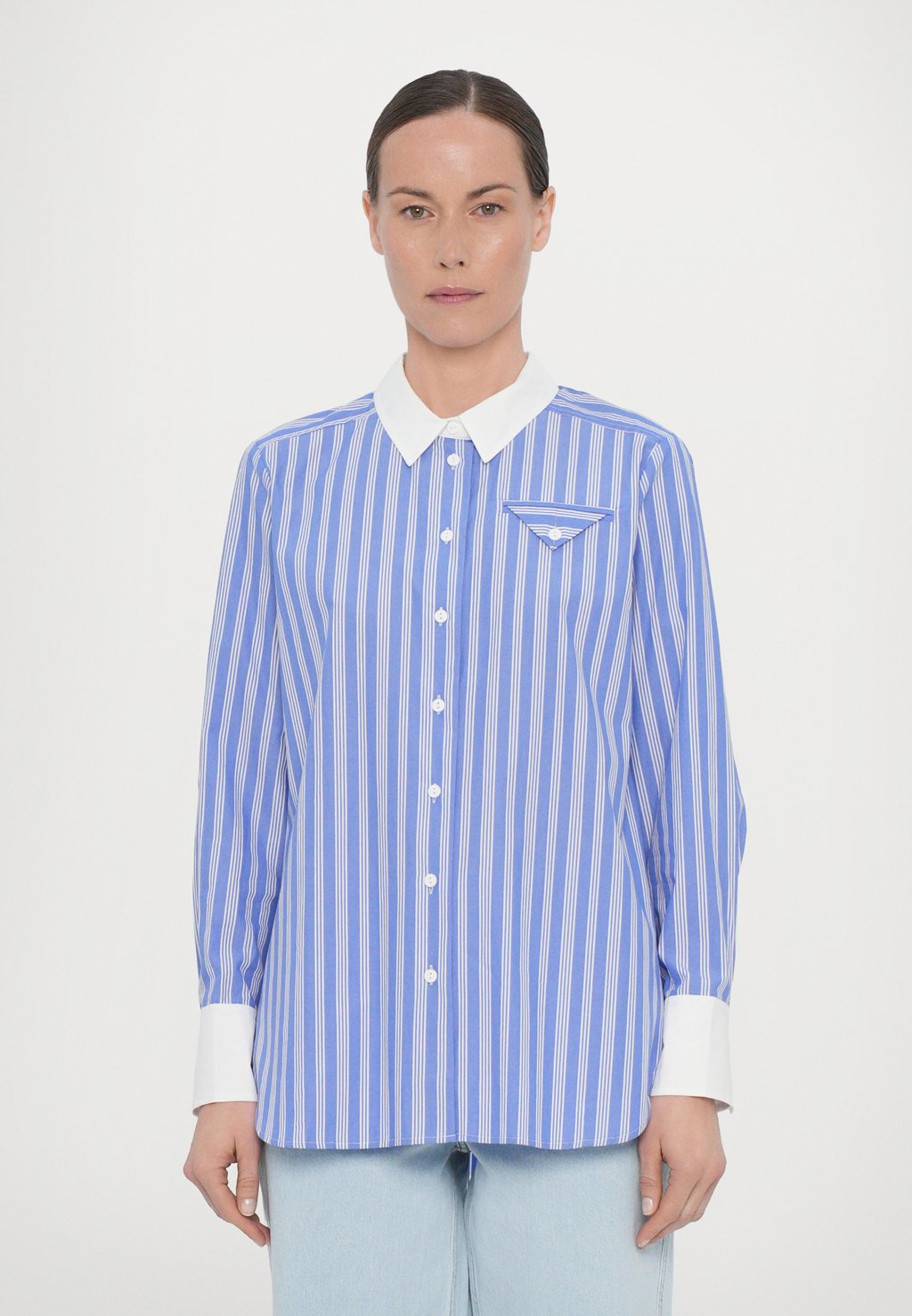 Блузка на пуговицах MEJRA Baum und Pferdgarten, синий
Блузка на пуговицах MEJRA Baum und Pferdgarten, синий