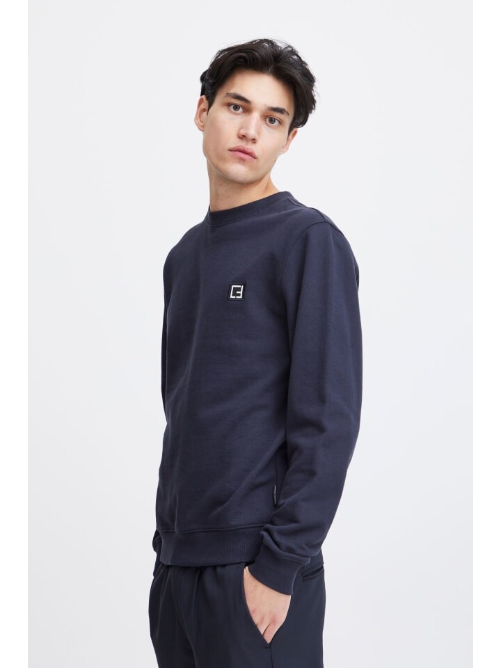 Толстовка CASUAL FRIDAY
Толстовка CASUAL FRIDAY