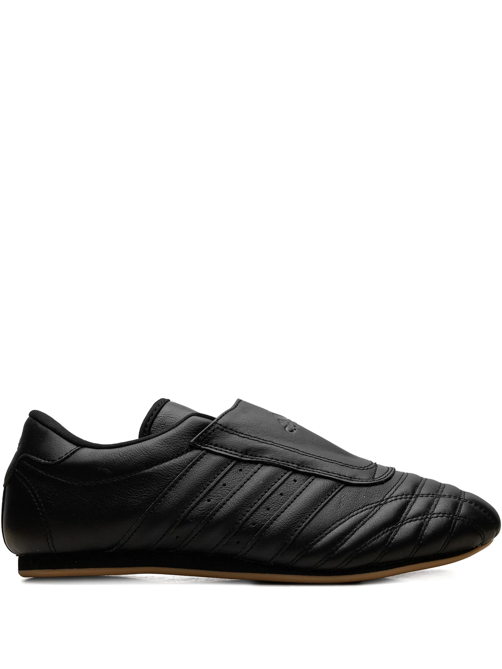 Стеганые кроссовки Adidas, черный
Стеганые кроссовки Adidas, черный